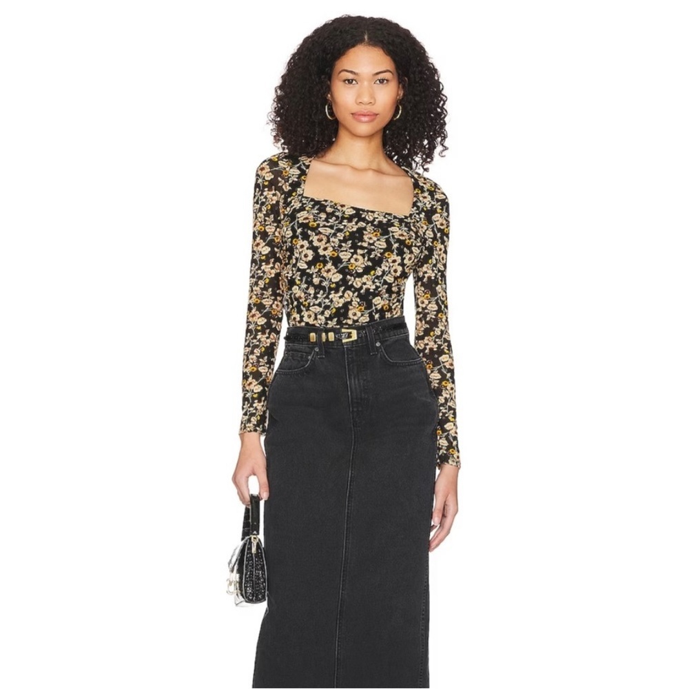 Astr Ruched Top - Picture 3 of 8